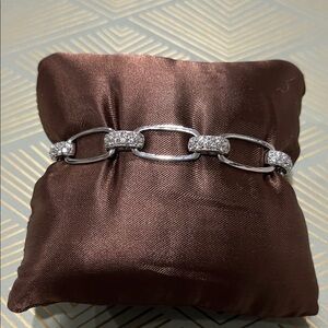 Elegant Silver Chain Bracelet